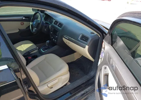 2013 Volkswagen Jetta 2.0L Tdi z USA, uszkodzony, nr VIN 3VWLL7AJ9DM368679